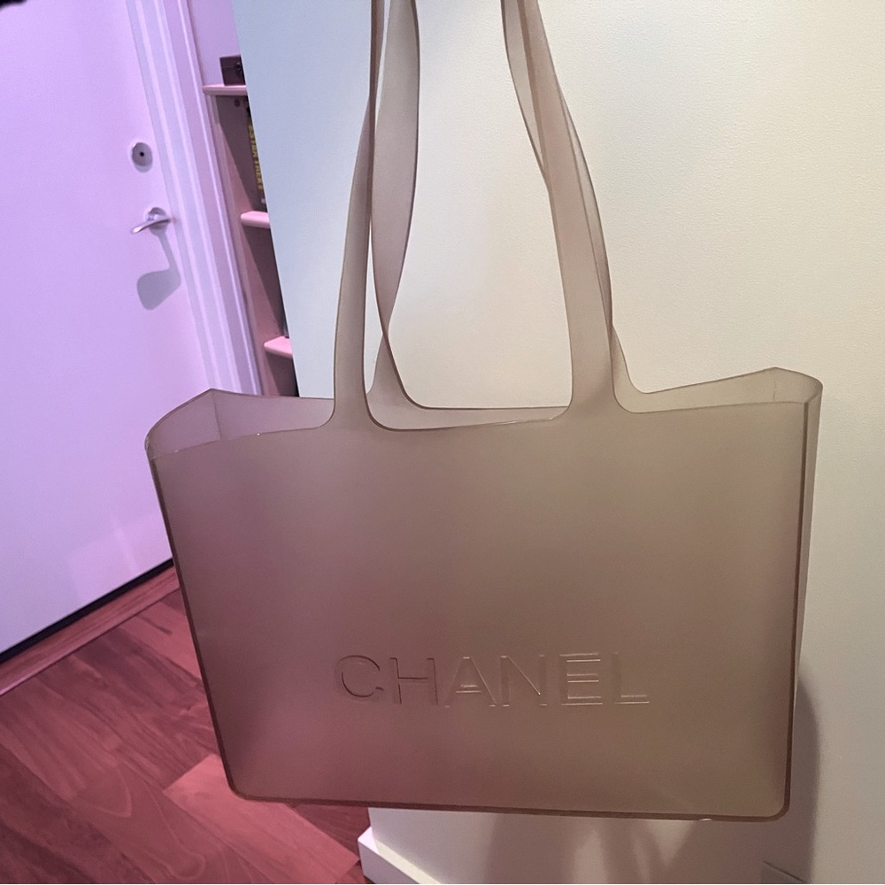 💛💛💛SOLD💛💛💛 Chanel Logo Embossed Jelly tote
